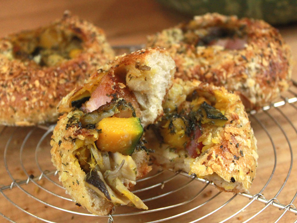 実りの秋 かぼちゃときのこのパン のレシピ ママパンweb本店 小麦粉と優れた食材をそろえるお店