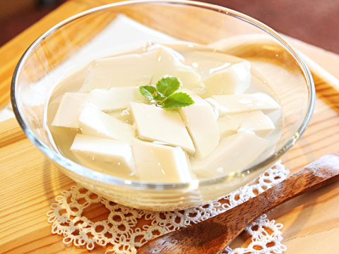 アーモンドミルクで作るお手軽杏仁豆腐のレシピ ママパンweb本店 小麦粉と優れた食材をそろえるお店