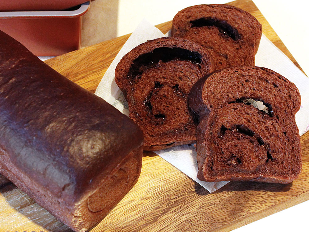 パウンド型で焼くワンローフチョコレートパン