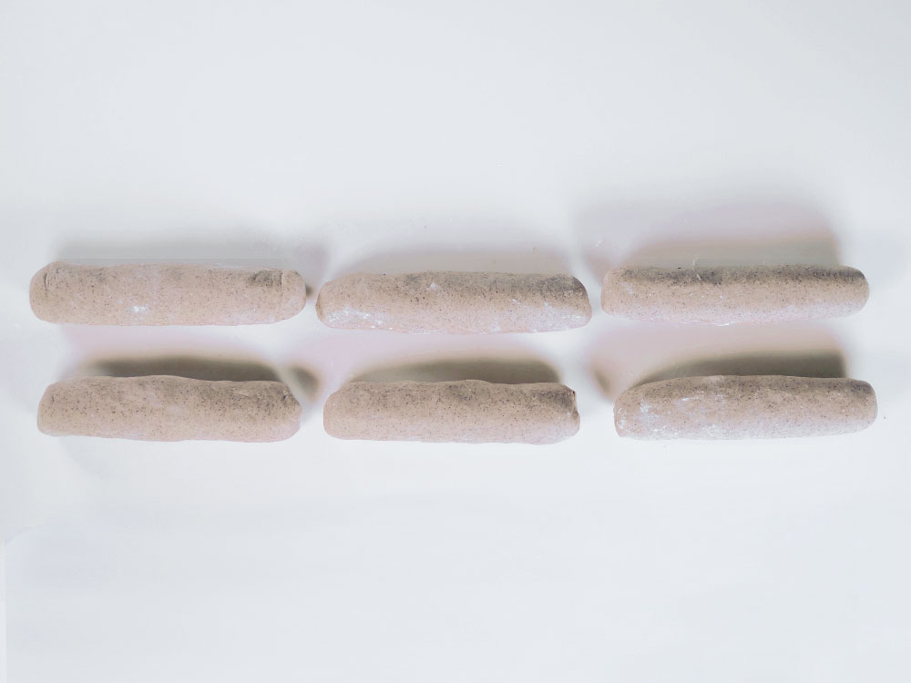 馬蹄型黒豆きな粉ブレッド