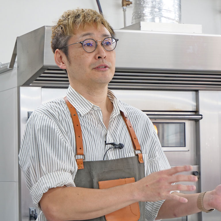 岩永 歩シェフLe Sucré-Coeur（ル シュクレクール）