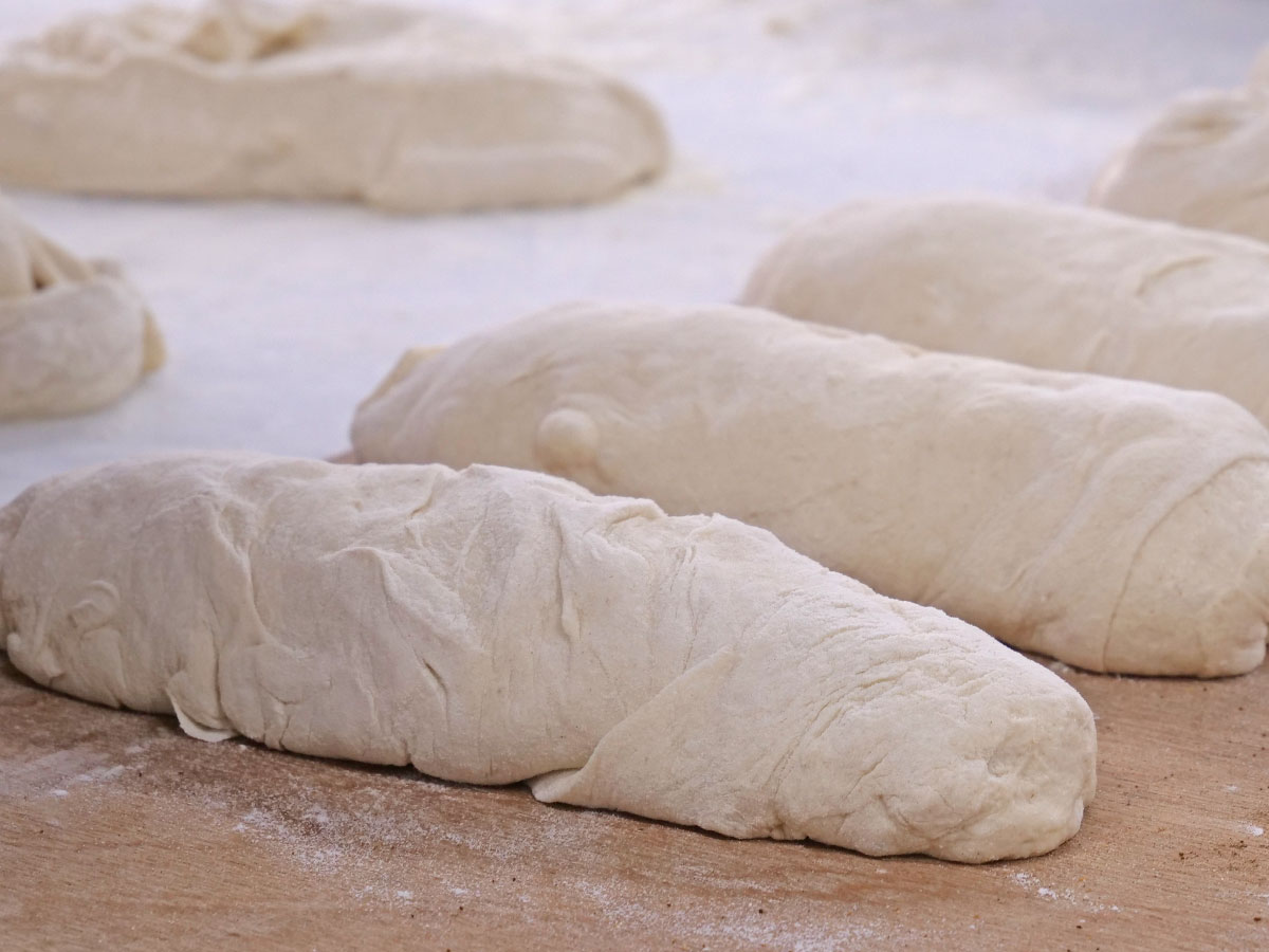 BAGUETTE TRADITIONバゲット トラディション